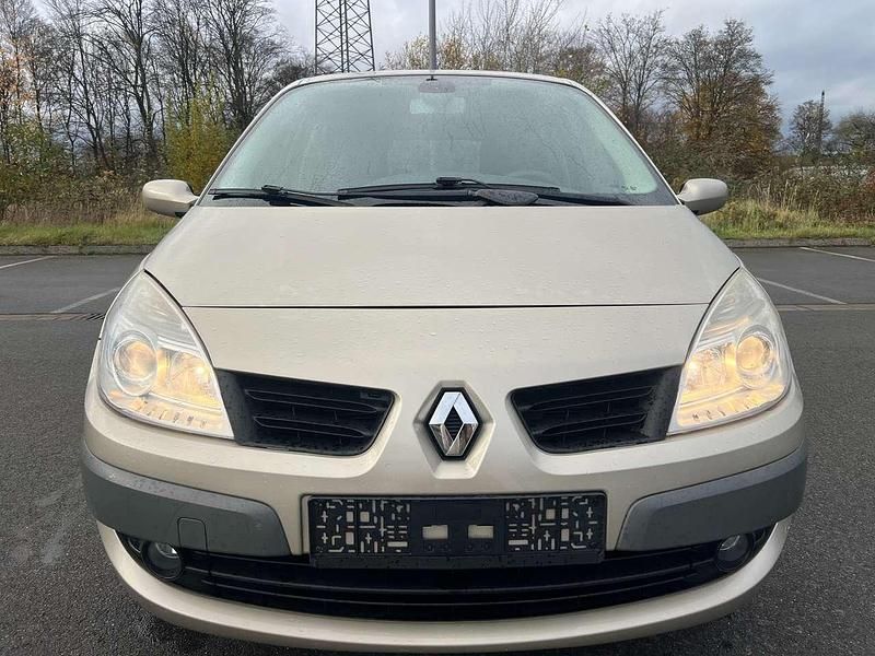 Gebraucht Renault Scénic II Dynamique 111 PS (81 kW) 2006 Silber Van / Kleinbus