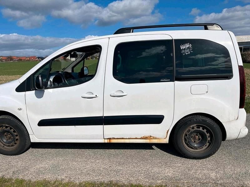 Gebraucht Citroën Berlingo 120 PS (88 kW) 2013 Weiß Van / Kleinbus