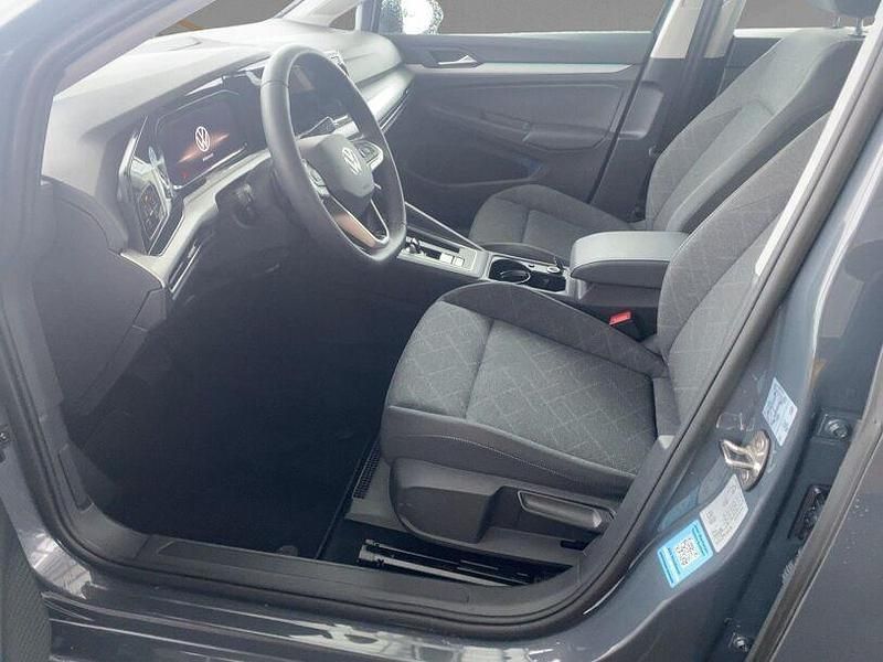 Gebraucht VW Golf VIII Life 2023 Grau Kombi