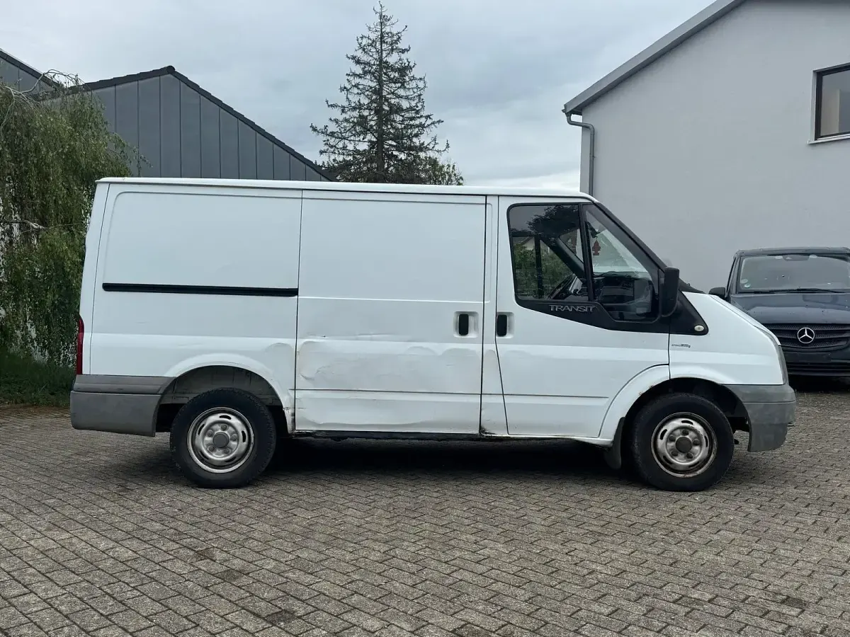 Gebraucht Ford Transit Tourneo 86 PS (63 kW) 2007 Weiß Van / Kleinbus