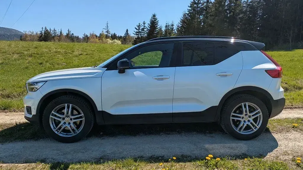 Gebraucht Volvo XC40 R-Design 190 PS (139 kW) 2019 Weiß SUV
