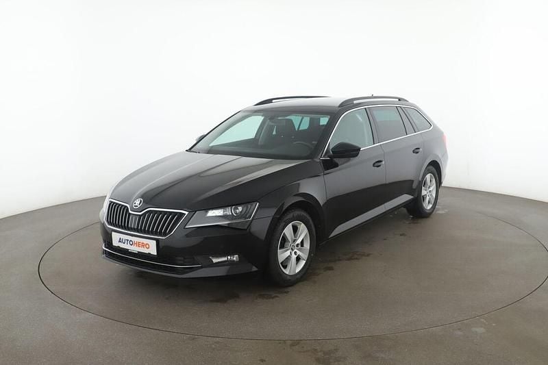 Schwarz Gebraucht 2016 Skoda Superb Ambition Kombi | 15.570 € (Fairer Preis) - Bild 1/3