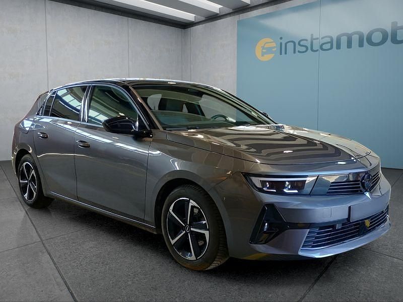 Gebraucht Opel Astra 131 PS (96 kW) 2025 Grau Limousine