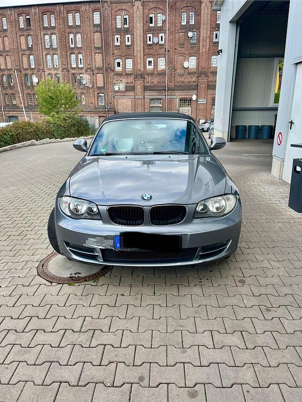 Grau Gebraucht 2009 BMW 118 Cabriolet Cabrio | 4.250 € (Superpreis) - Bild 1/4