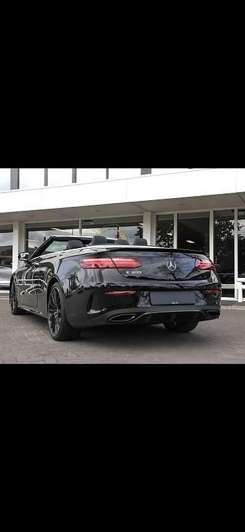 Gebraucht Mercedes E300 Edition 258 PS (189 kW) 2023 Schwarz Cabrio