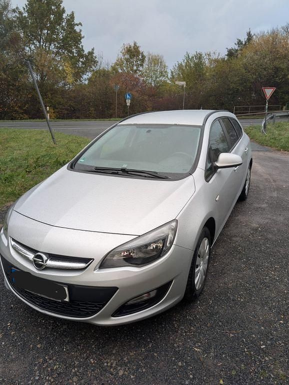 Gebraucht Opel Astra 110 PS (80 kW) 2015 Silber Kombi
