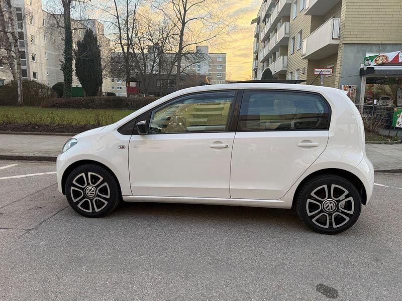 Gebraucht VW up! Cup 60 PS (44 kW) 2014 Weiß Kleinwagen