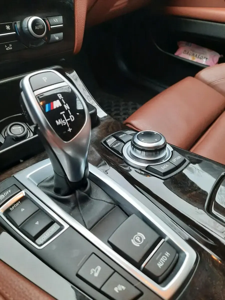 Gebraucht BMW M550 381 PS (280 kW) 2013 Schwarz Limousine