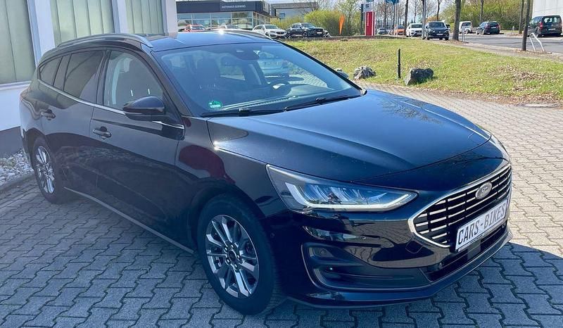 Gebraucht Ford Focus Titanium X 116 PS (85 kW) 2023 Schwarz Limousine