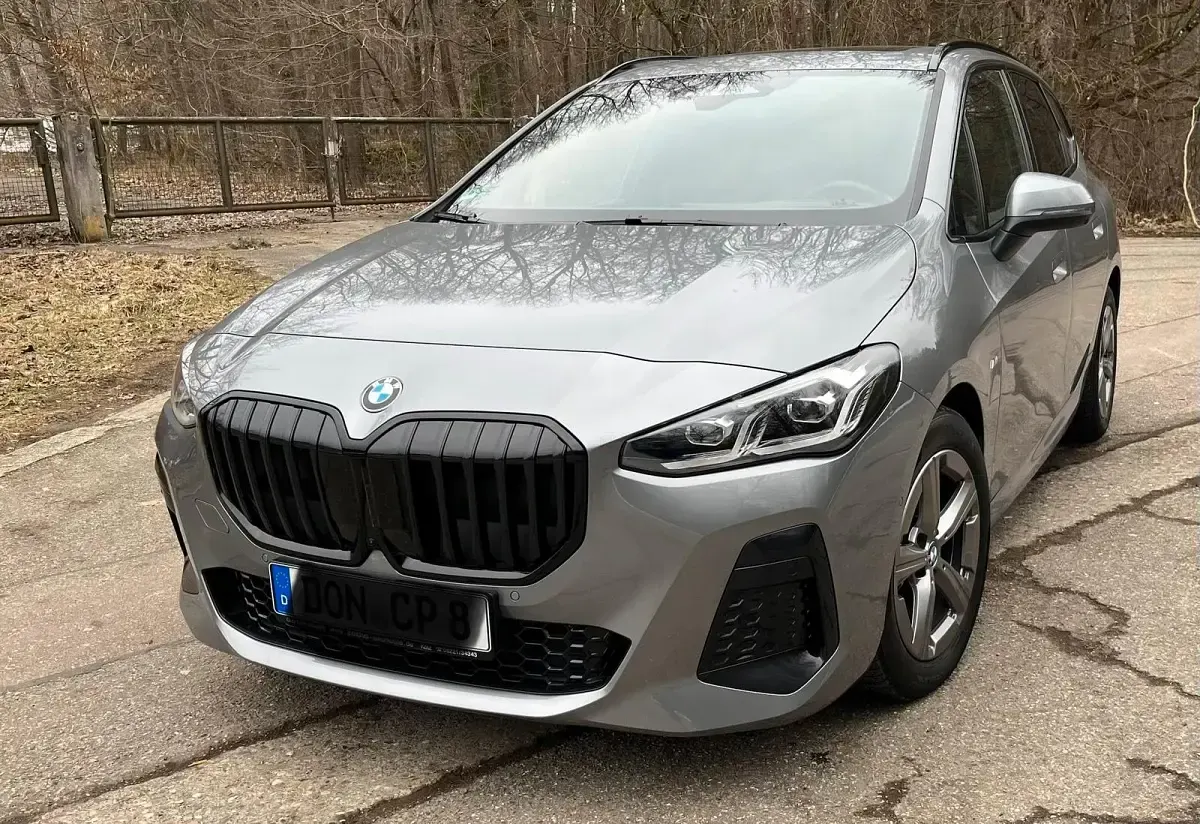 Gebraucht BMW 223 Active Tourer M Sport 218 PS (160 kW) 2024 Grau Van / Kleinbus