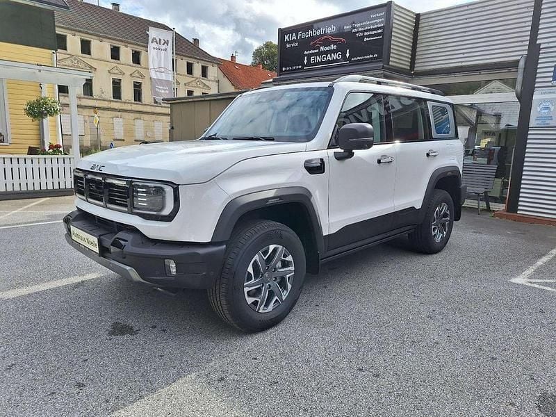 Neu Baic BJ40 234 PS (172 kW) 2025 Weiß SUV
