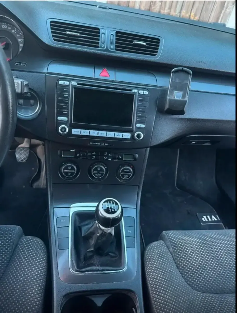 Gebraucht VW Passat 140 PS (102 kW) 2006 Blau Kombi