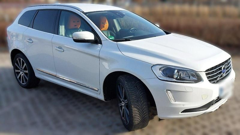 Gebraucht Volvo XC60 190 PS (139 kW) 2016 Weiß SUV