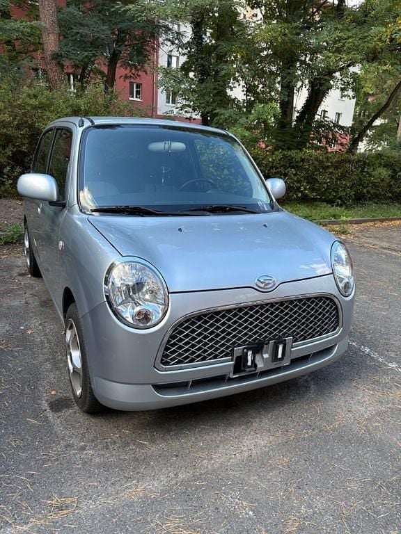 Silber Gebraucht 2008 Daihatsu Trevis Kleinwagen | 2.850 € (Fairer Preis) - Bild 1/4