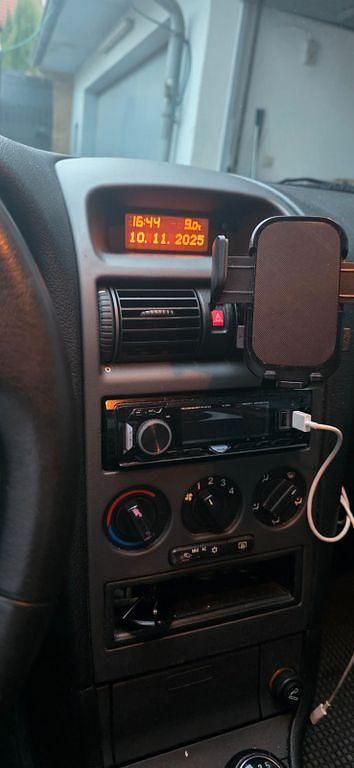 Rot Gebraucht 2003 Opel Astra Njoy Limousine | 1.200 € (Superpreis) - Bild 1/4