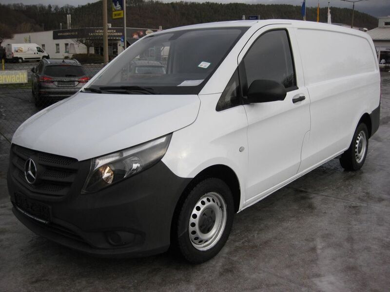 Weiss Gebraucht 2020 Mercedes Vito Van / Kleinbus | 15.990 € (Superpreis) - Bild 1/4