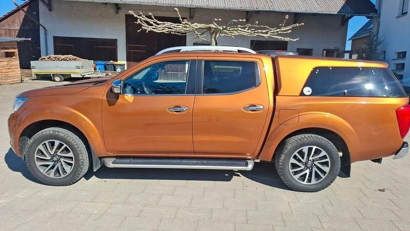 Gebraucht Nissan Navara 190 PS (139 kW) 2017 Orange Pickup