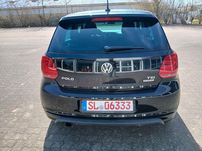 Gebraucht VW Polo Allstar 90 PS (66 kW) 2016 Schwarz Limousine