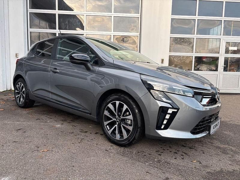 Gebraucht Mitsubishi Colt Plus 91 PS (66 kW) 2025 Grau Kleinwagen