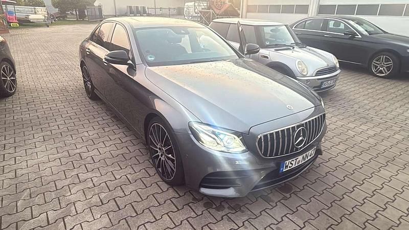 Gebraucht Mercedes E350 AMG line 286 PS (210 kW) 2018 Limousine