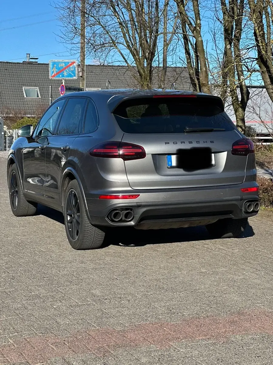 Usata Porsche Cayenne S 385 CV (283 kW) 2017 Andere farben SUV