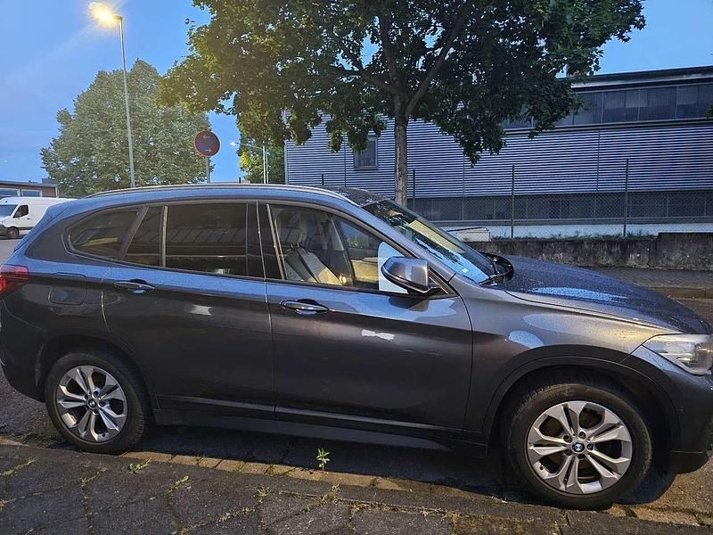 Gebraucht 2019 BMW X1 Advantage SUV | 13.500 € (Etwas zu teuer) - Bild 1/4