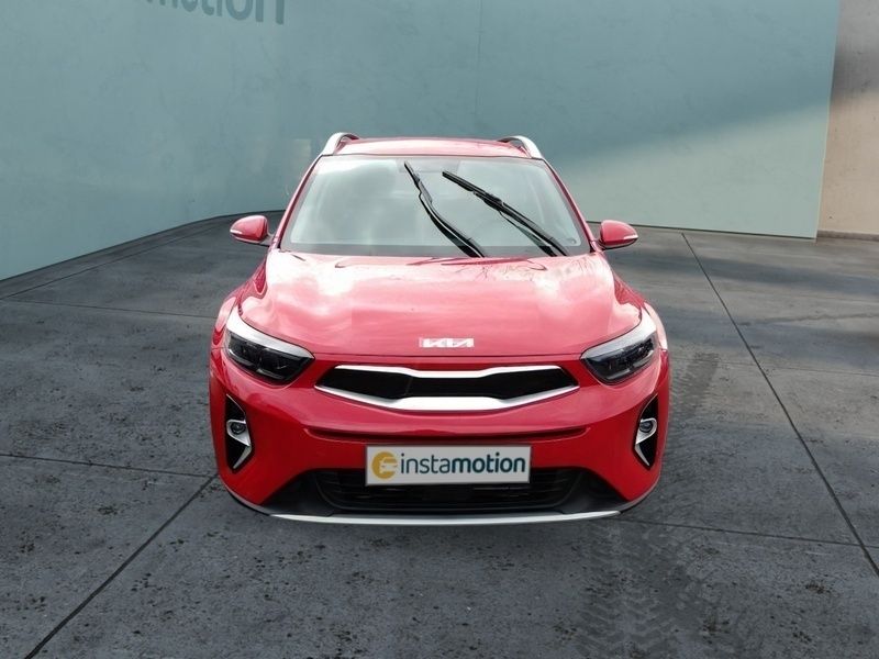 Rot Gebraucht 2023 Kia Stonic Vision SUV | 18.839 € (Fairer Preis) - Bild 1/4