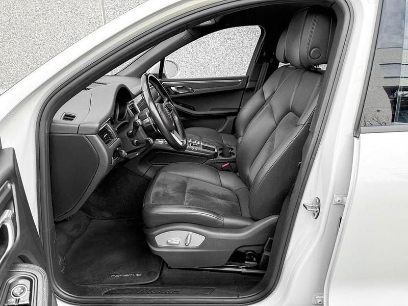 Second-hand Porsche Macan 252 CP (185 kW) 2017 Alb SUV