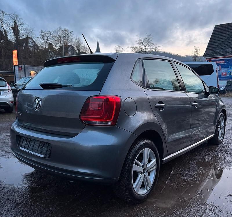 Gebraucht VW Polo Match 69 PS (50 kW) 2012 Grau Kleinwagen