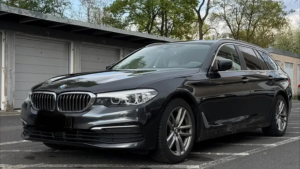 Usata BMW 530 252 CV (185 kW) 2017 Nero Station wagon
