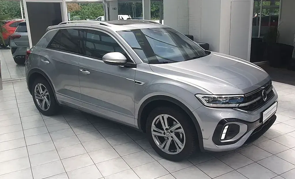 Gebraucht VW T-Roc R-line 150 PS (110 kW) 2023 Silber SUV
