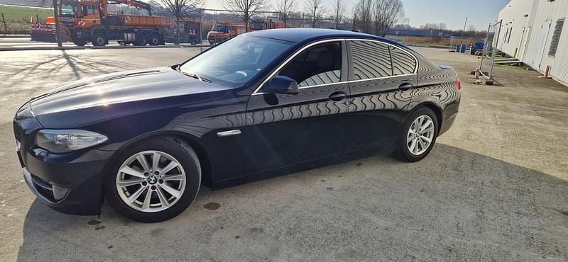 Gebraucht BMW 520 184 PS (135 kW) 2013 Schwarz Limousine