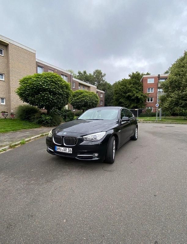 Schwarz Gebraucht 2010 BMW 530 Gran Turismo Limousine | 12.300 € (Fairer Preis) - Bild 1/4