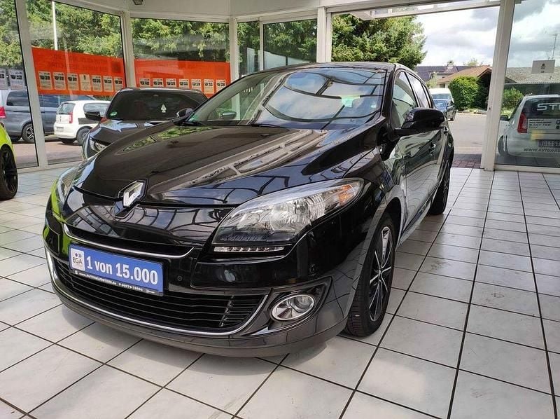 Other Gebraucht 2013 Renault Mégane III Bose Edition Limousine | 8.990 € (Teuer) - Bild 1/4
