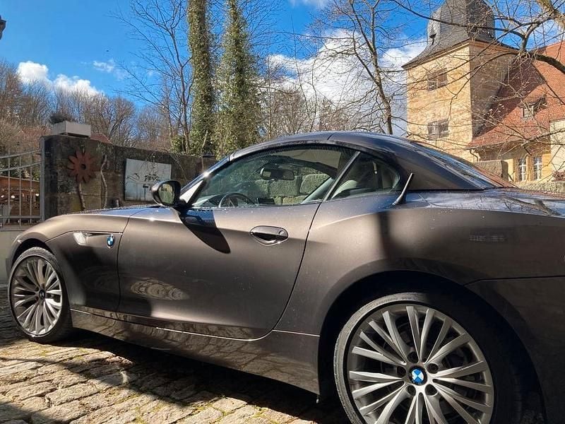 Gebraucht BMW Z4 Sport Line 204 PS (150 kW) 2009 Beige Cabrio