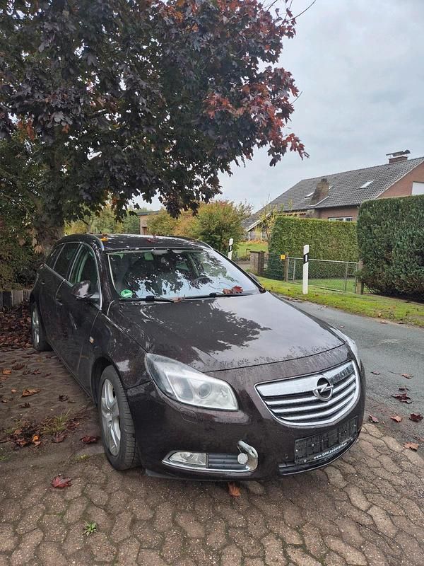 Andere farben Gebraucht 2012 Opel Insignia Kombi | 1.990 € (Superpreis) - Bild 1/2