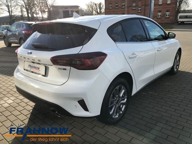 Gebraucht Ford Focus Style 125 PS (91 kW) 2023 Weiss Limousine