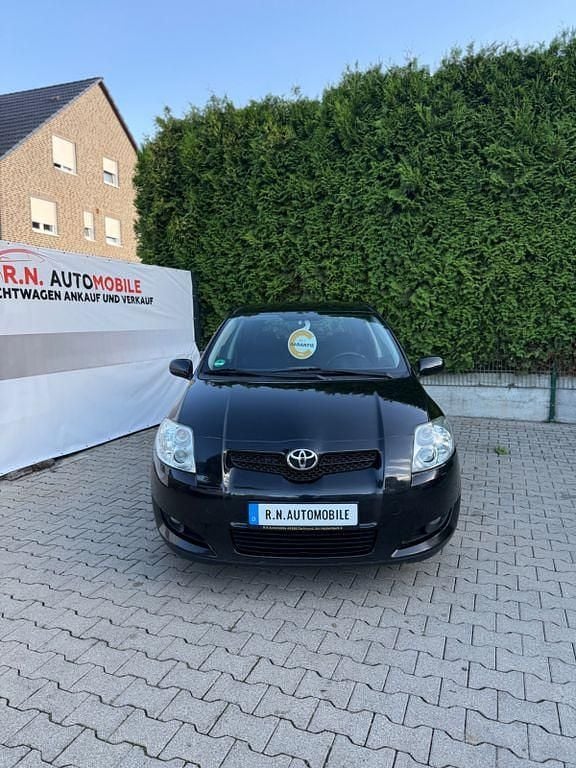 Schwarz Gebraucht 2007 Toyota Auris Luna Limousine | 3.200 € (Etwas zu teuer) - Bild 1/4