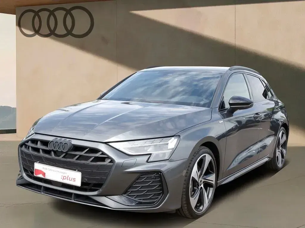 Gebraucht Audi A3 S-Line 150 PS (110 kW) 2025 Daytonagrau perleffekt Limousine