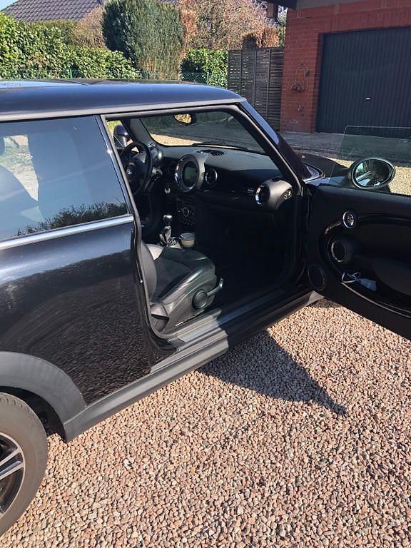 Gebraucht Mini Cooper D 111 PS (81 kW) 2012 Schwarz Kleinwagen