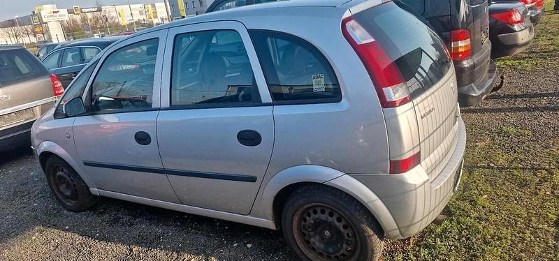 Gebraucht Opel Meriva 125 PS (91 kW) 2003 Silber Van / Kleinbus
