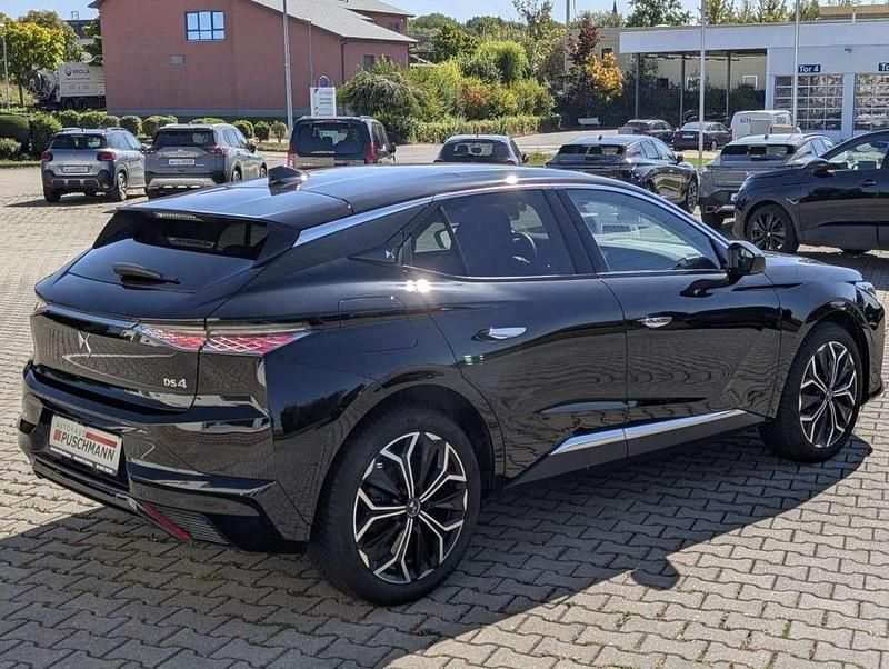 Gebraucht Citroën DS4 PureTech 131 PS (96 kW) 2024 Perla nera schwarz metallic Kleinwagen