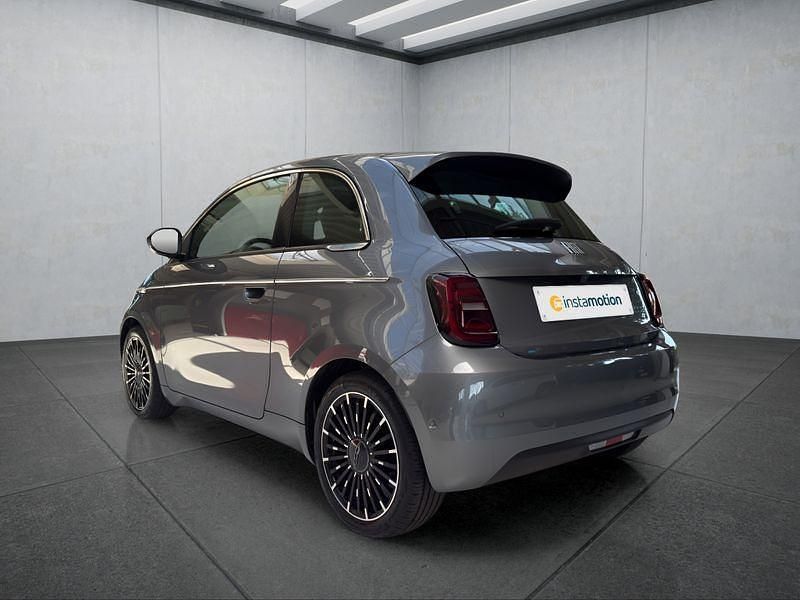 Grau Gebraucht 2023 Fiat 500e La Prima Kleinwagen | 23.999 € (Fairer Preis) - Bild 1/1