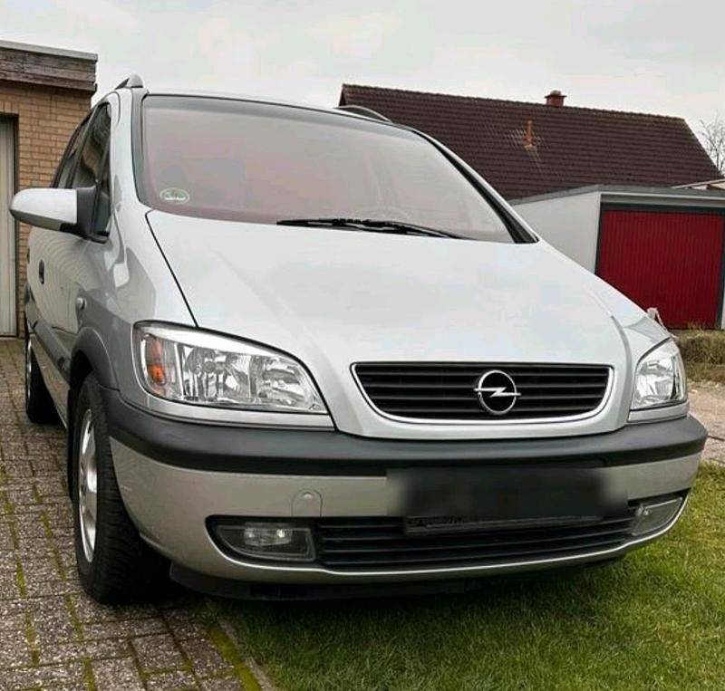 Silber Gebraucht 2000 Opel Zafira Van / Kleinbus | 3.818 € (Fairer Preis) - Bild 1/4