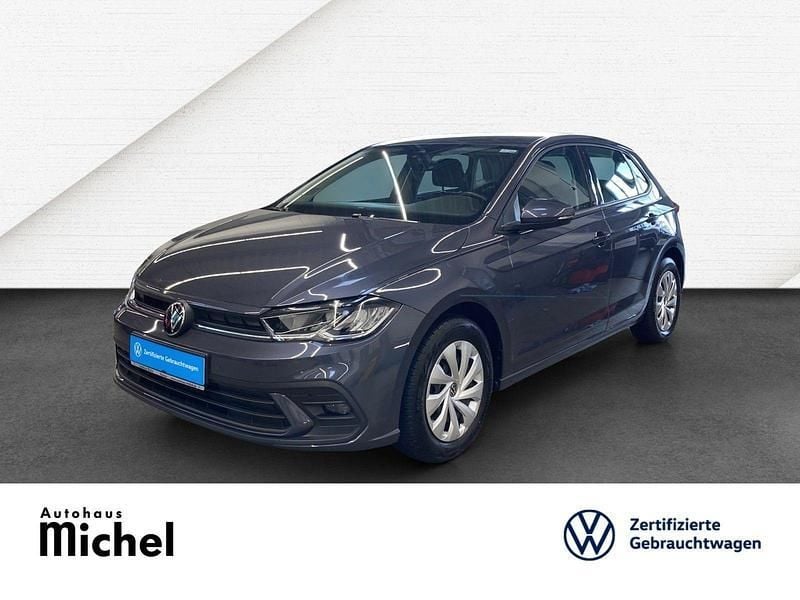 Grau Gebraucht 2023 VW Polo Life Limousine | 20.930 € (Fairer Preis) - Bild 1/2