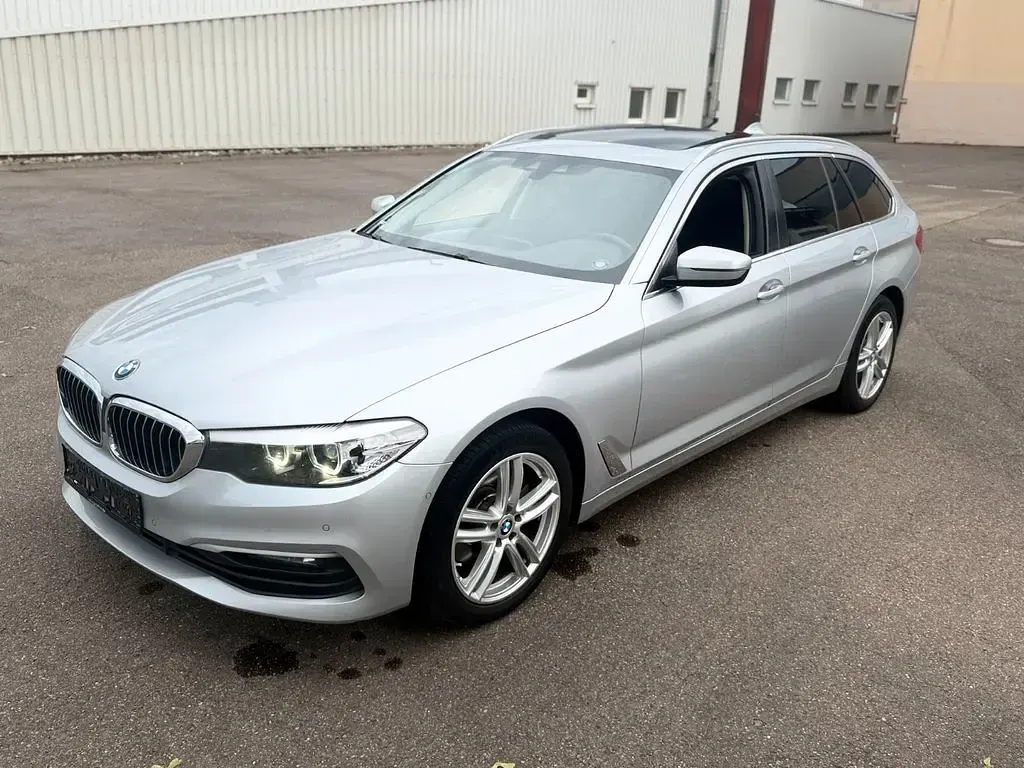 Gebraucht BMW 520 Performance 190 PS (139 kW) 2020 Silber Kombi