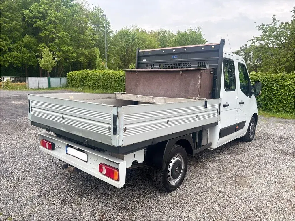 Gebraucht Opel Movano 125 PS (91 kW) 2016 Weiß Van / Kleinbus