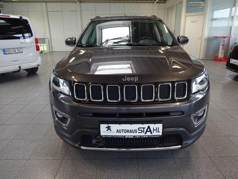 Gebraucht Jeep Compass Limited 170 PS (125 kW) 2020 Grau SUV