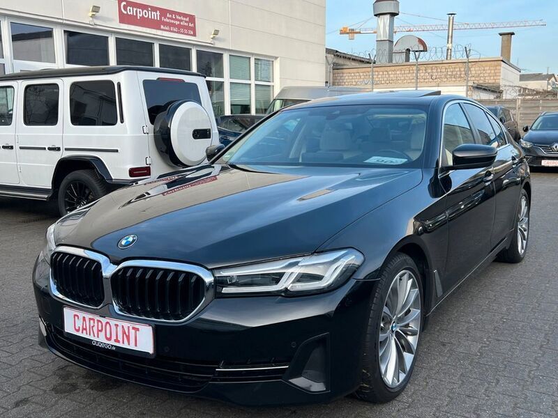 Schwarz Gebraucht 2020 BMW 530 Limousine | 32.950 € (Fairer Preis) - Bild 1/4