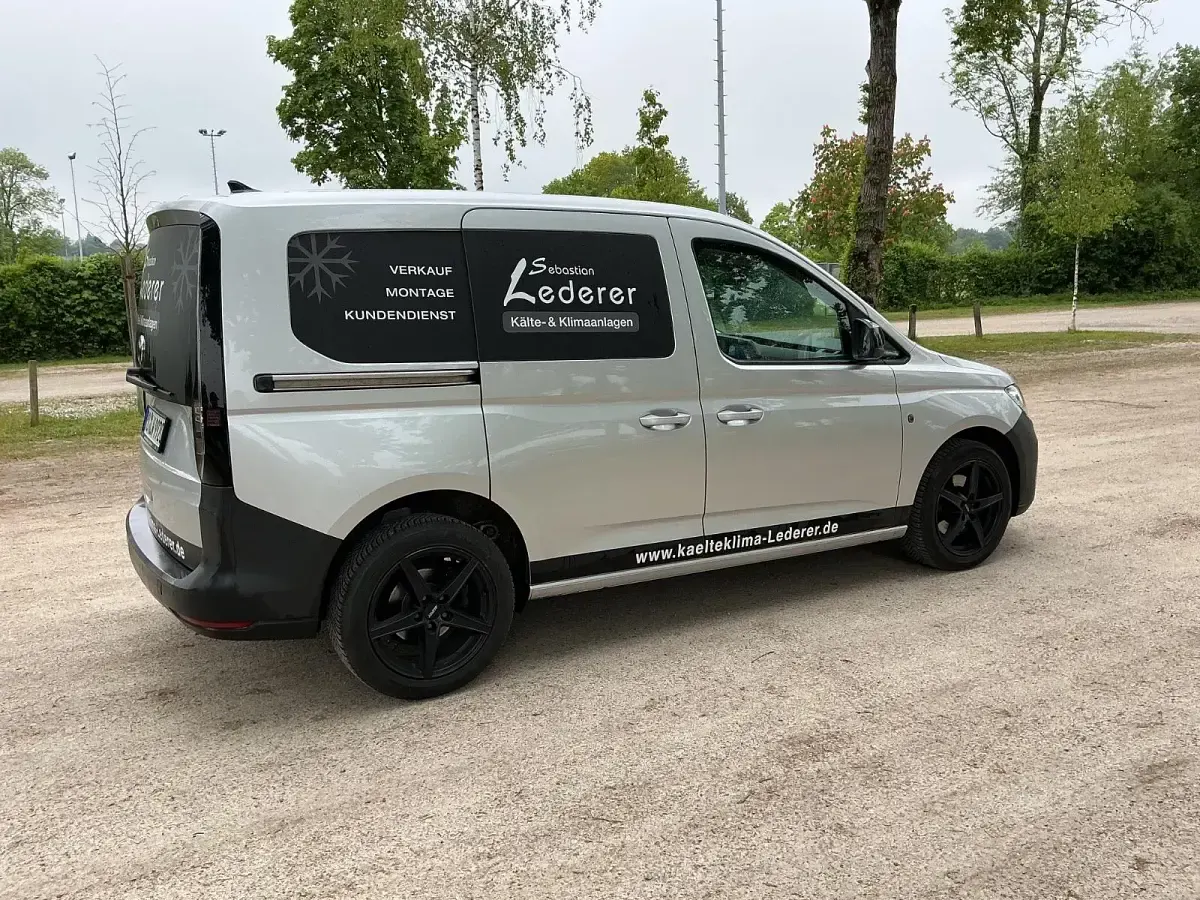 Gebraucht VW Caddy 122 PS (89 kW) 2022 Silber Van / Kleinbus